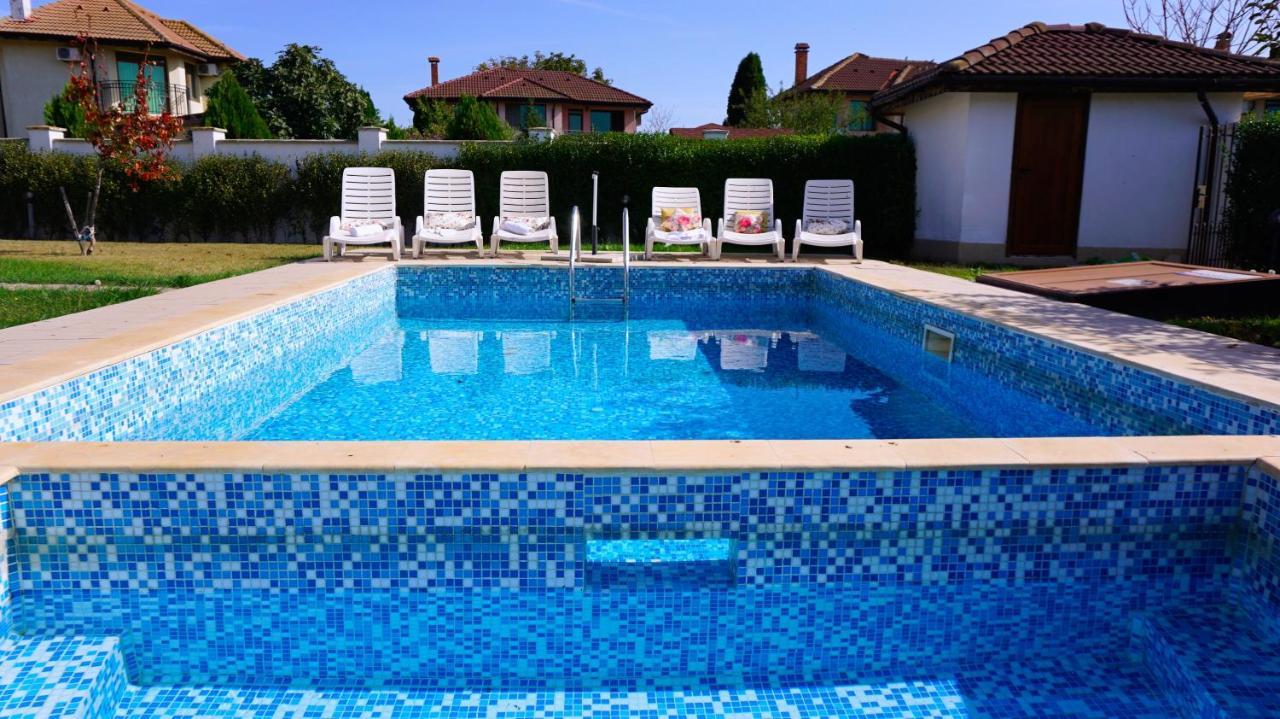 Вила Помело - Family Villa Pomelo Bŭlgarevo Eksteriør billede