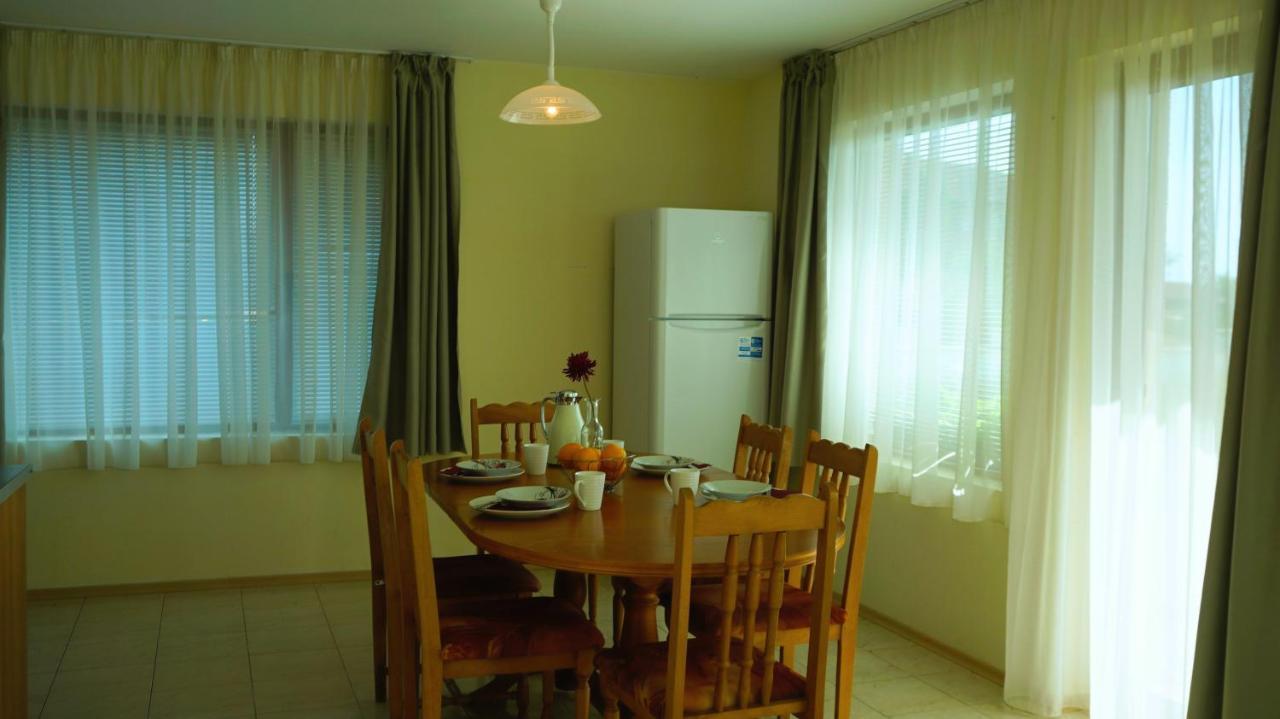 Вила Помело - Family Villa Pomelo Bŭlgarevo Eksteriør billede